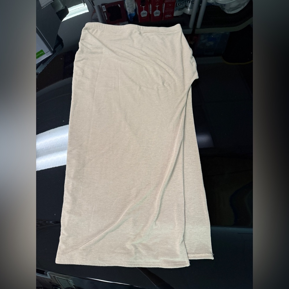 Elegant Cream Women's Skirt